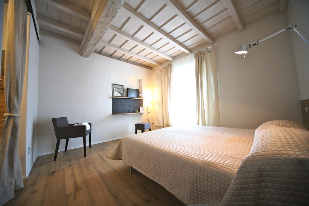 32 Bnb Camerecaffe Pavia Room photo