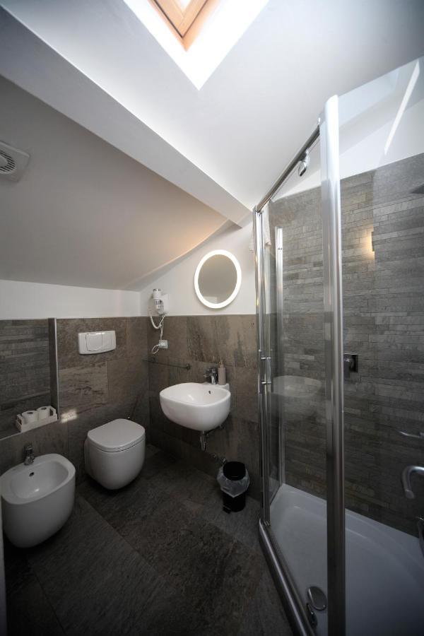 32 Bnb Camerecaffe Pavia Exterior photo